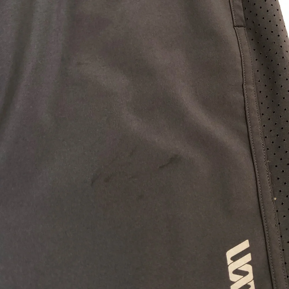 Second Skin Grey / Maroon Compression Lined Workout Athletic Shorts Size Large